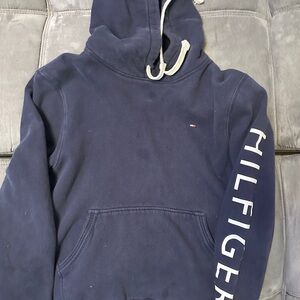 Tommy Hilfiger Blue Sweater with Ribbed Cuffs and Logo
